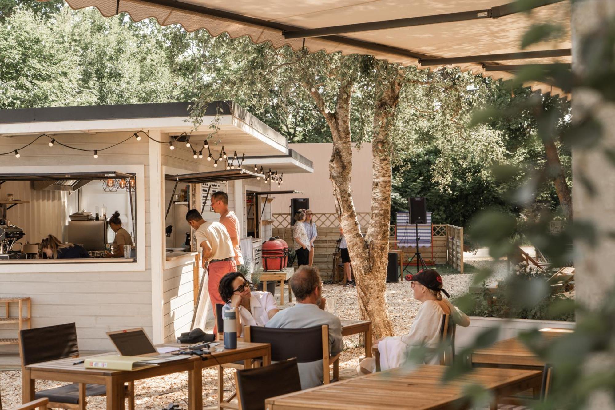 Mia Glamping Hotel Orissaare Bagian luar foto