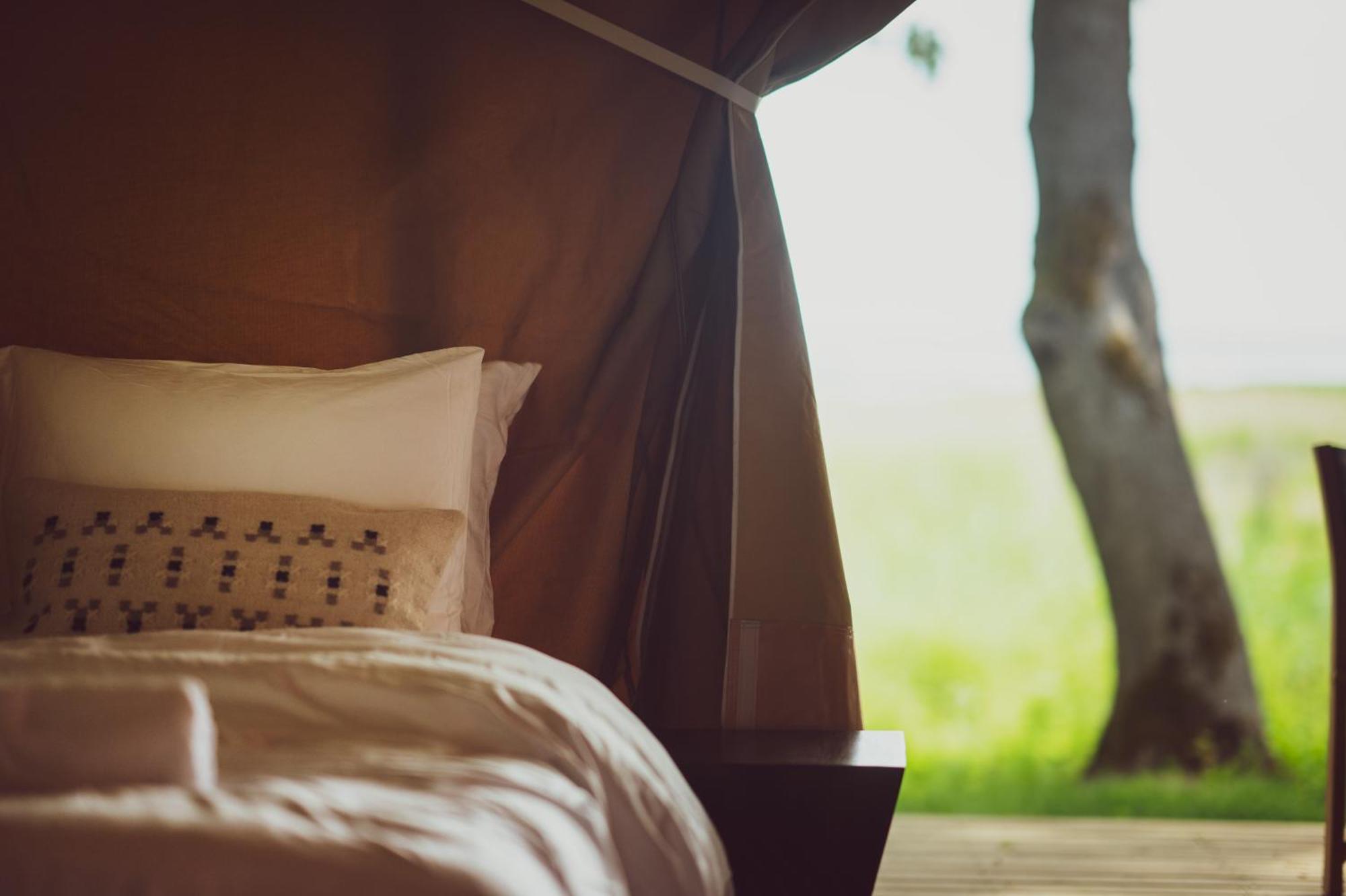 Mia Glamping Hotel Orissaare Bagian luar foto