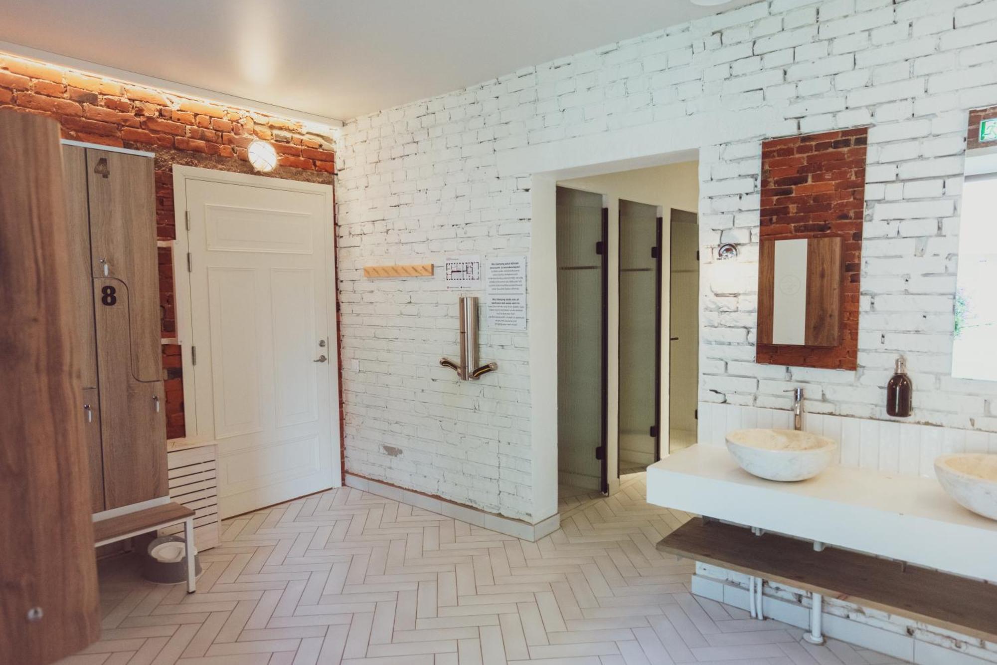 Mia Glamping Hotel Orissaare Bagian luar foto